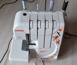 Оверлок Janome ArtStyle 4057